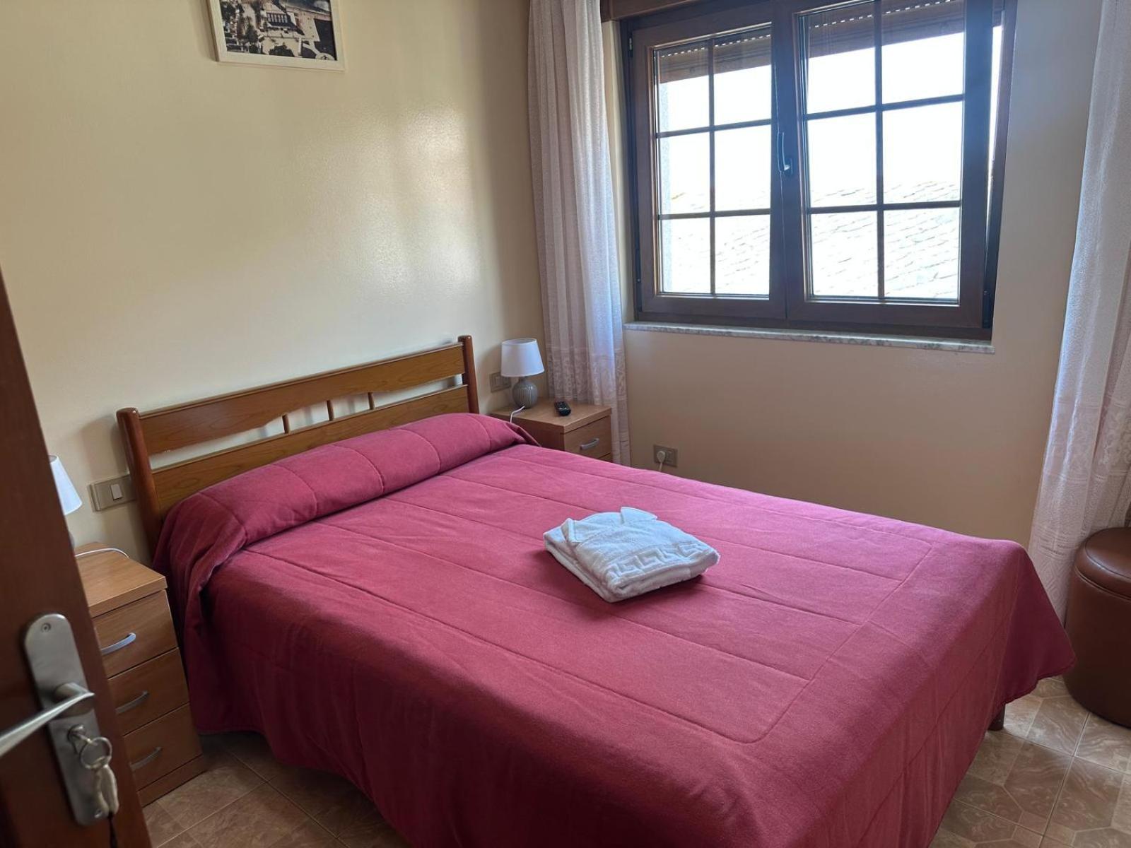 Hostal La Marina Porto do Barqueiro Buitenkant foto